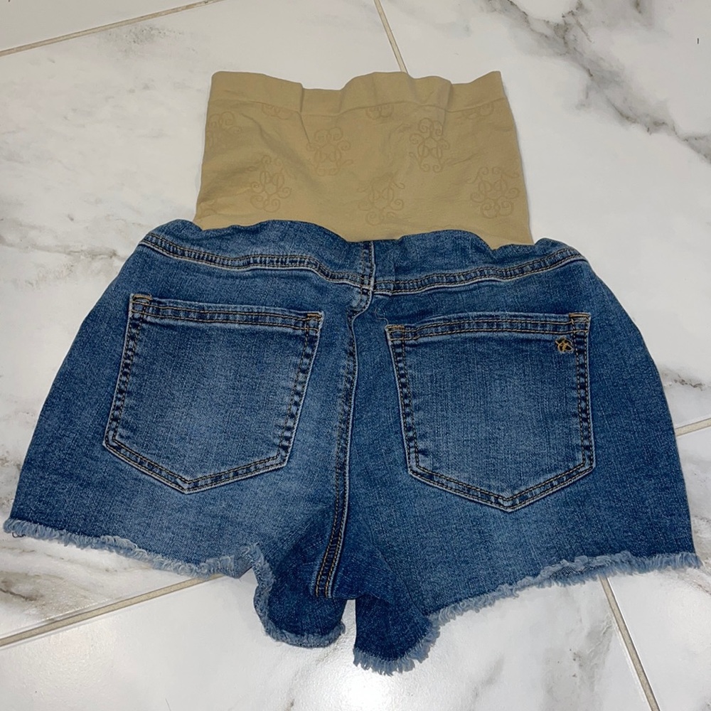 Jessica Simpson Cut Off Maternity Shorts